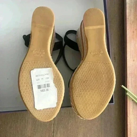 Stewart Weitzman, black and cream suede wedge sandals - Picture 6 of 6